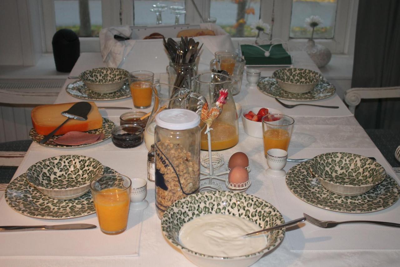 Onder De Boom Bed & Breakfast Gerkesklooster Luaran gambar
